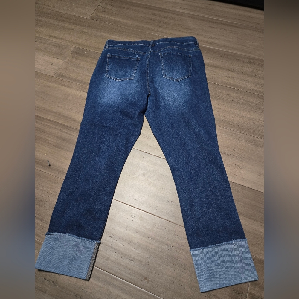 Classic Blue Women's Jeans - Picture 2 of 5